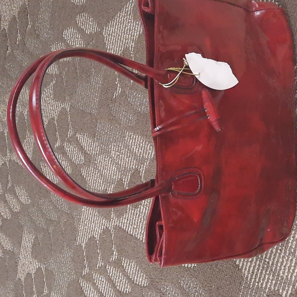NEW RED HANDBAG - Picture 2 of 9